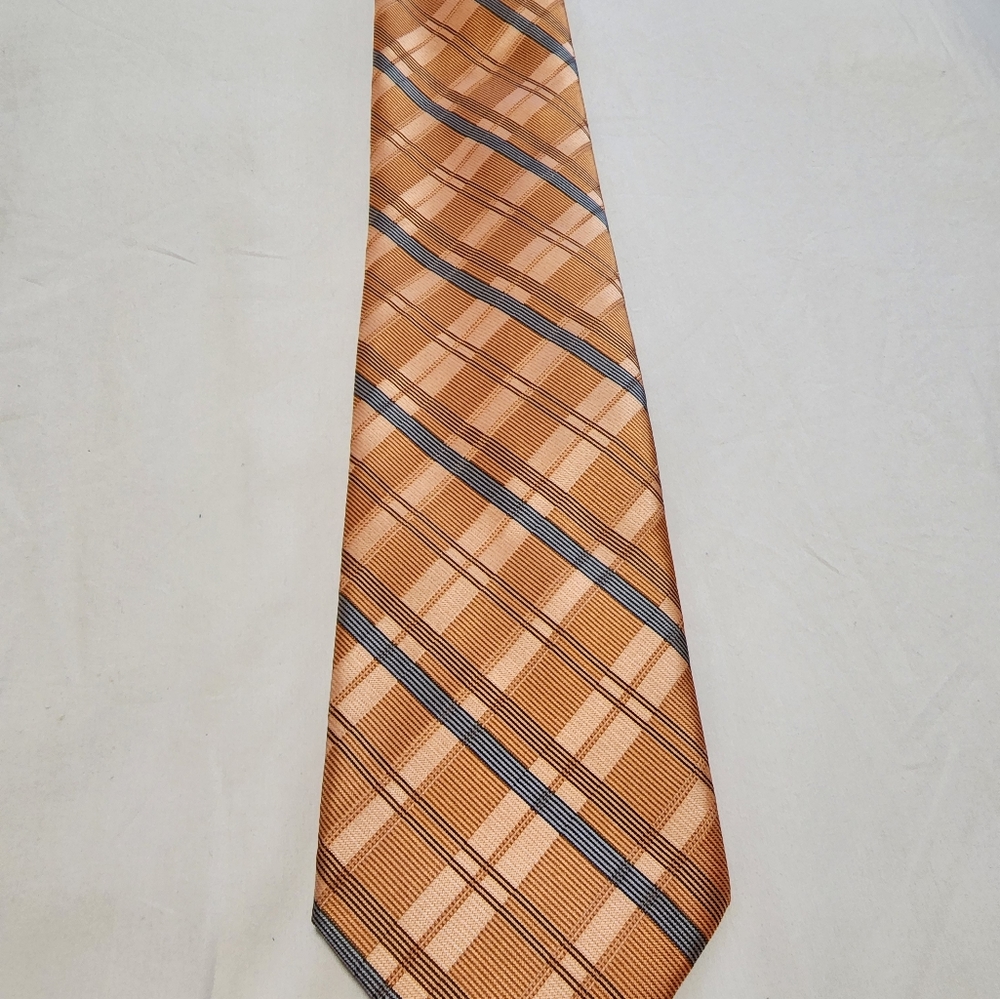 Tie
